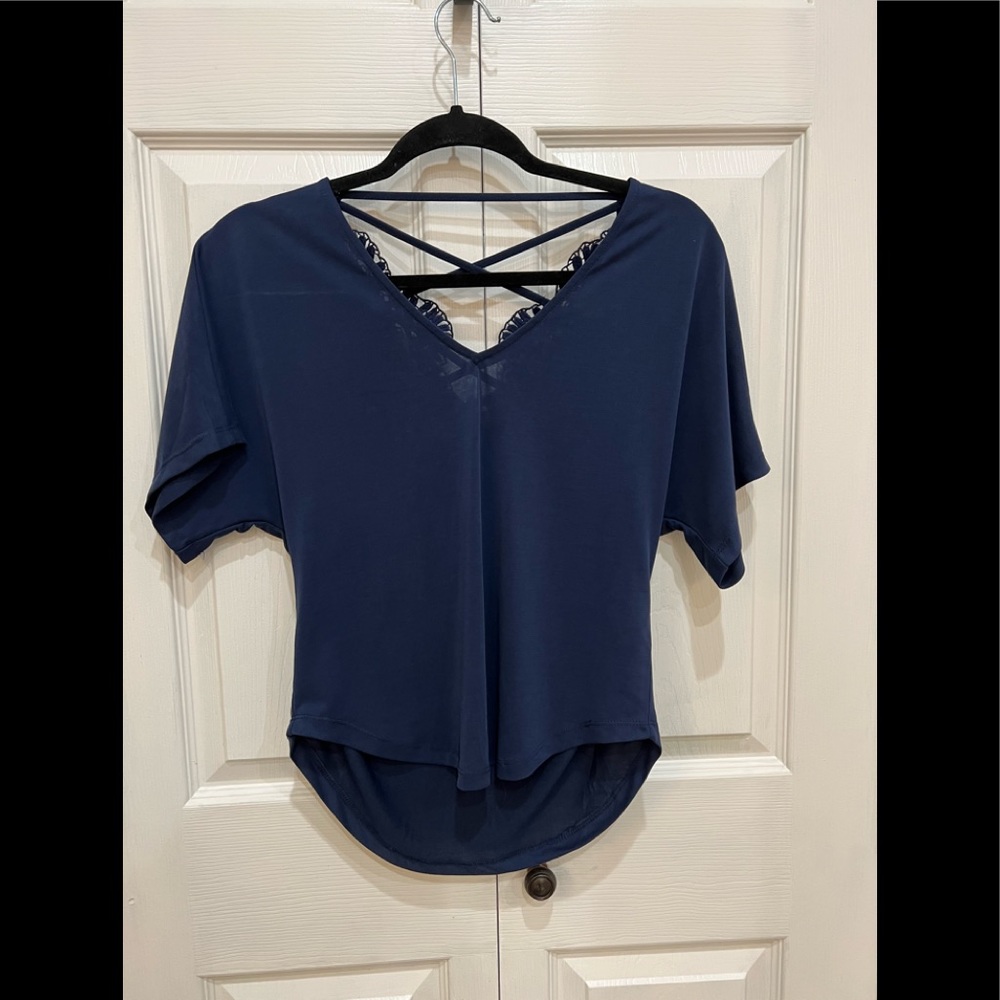 Jun Ivy navy blue top.